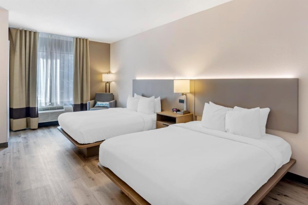 Room image 3