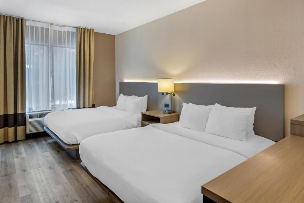 Room image 3